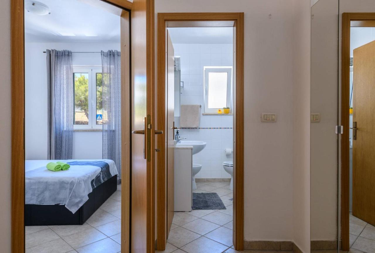 Apartment Sea Premantura Exterior foto